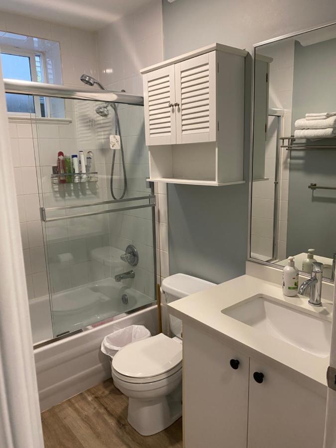 Jane'S Cozy Suite Surrey Luaran gambar