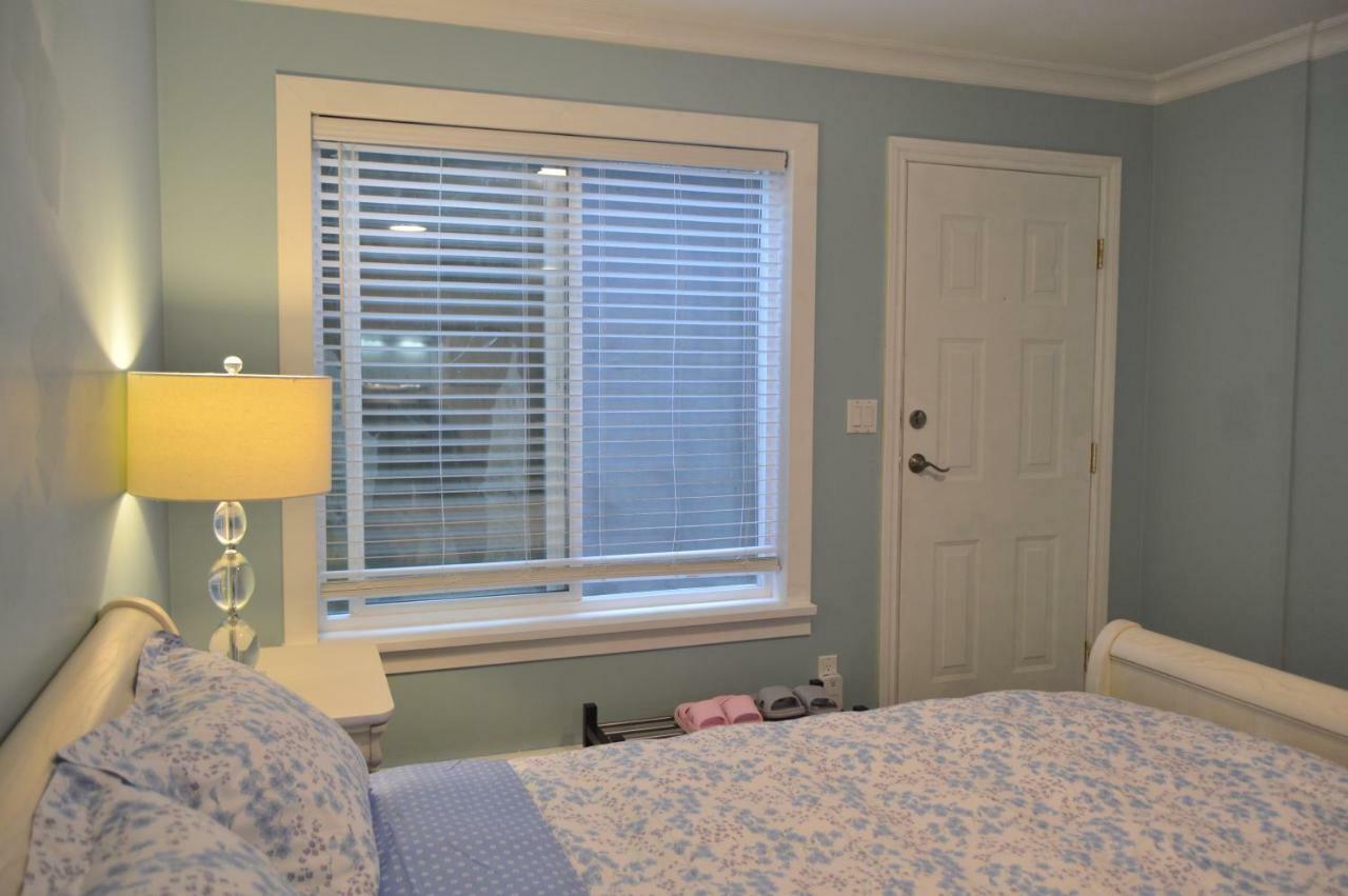 Jane'S Cozy Suite Surrey Luaran gambar