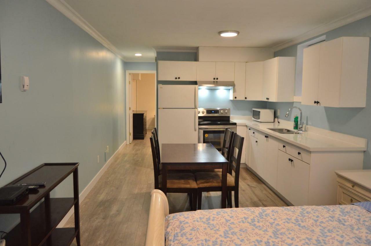 Jane'S Cozy Suite Surrey Luaran gambar
